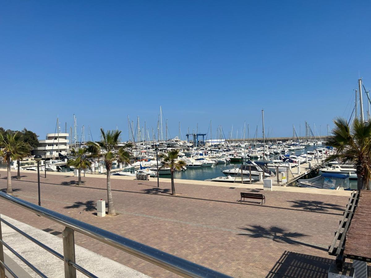 Апартаменты Apartamento Muy Luminoso En Segunda Linea De Mar Рода-де-Бара Экстерьер фото